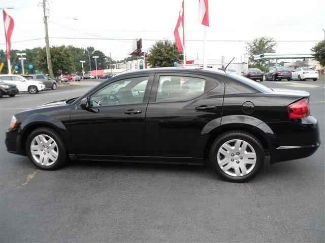 2011 Dodge Avenger W/appearance Pkg