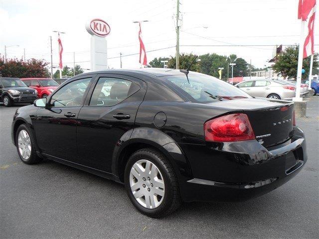 2011 Dodge Avenger W/appearance Pkg