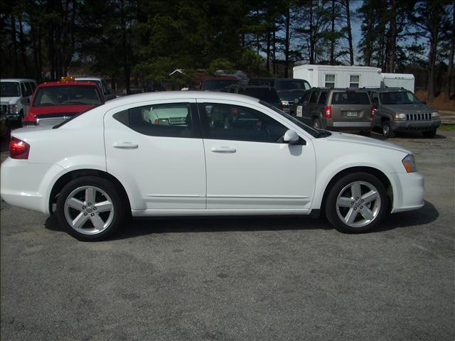 2011 Dodge Avenger W/appearance Pkg