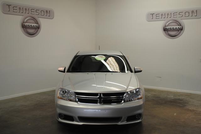 2011 Dodge Avenger D/L