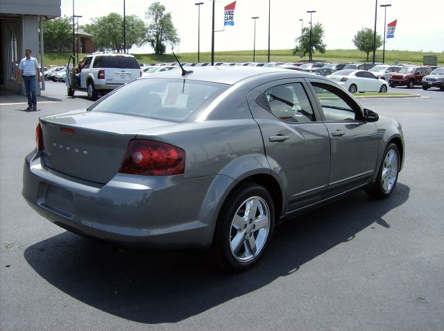 2012 Dodge Avenger SE