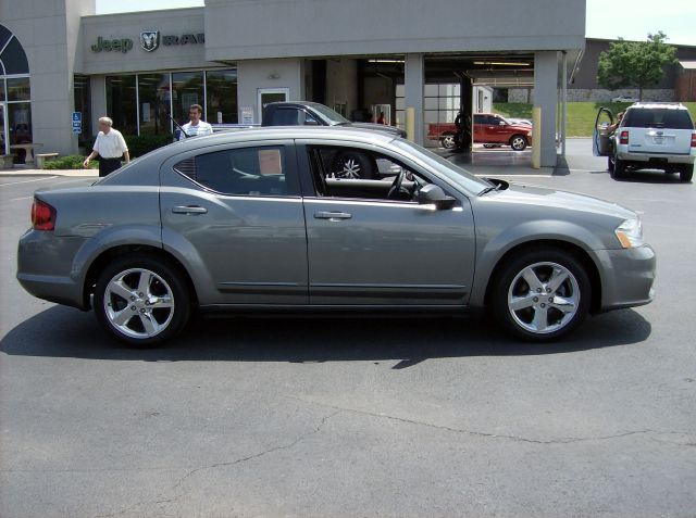 2012 Dodge Avenger SE