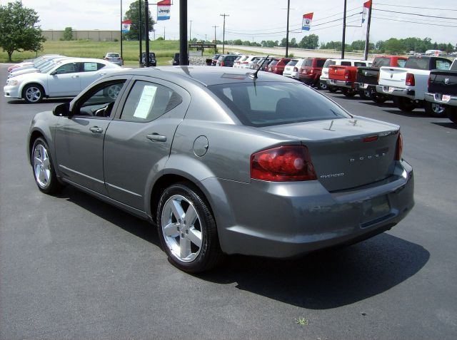 2012 Dodge Avenger SE