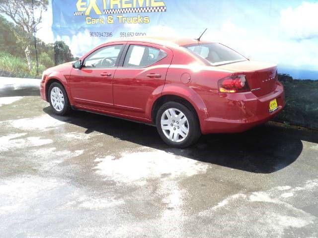 2012 Dodge Avenger Base