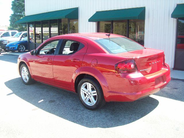 2012 Dodge Avenger S