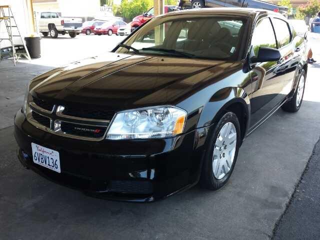 2012 Dodge Avenger SE