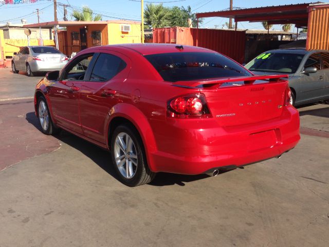 2012 Dodge Avenger eL Minivan 4D