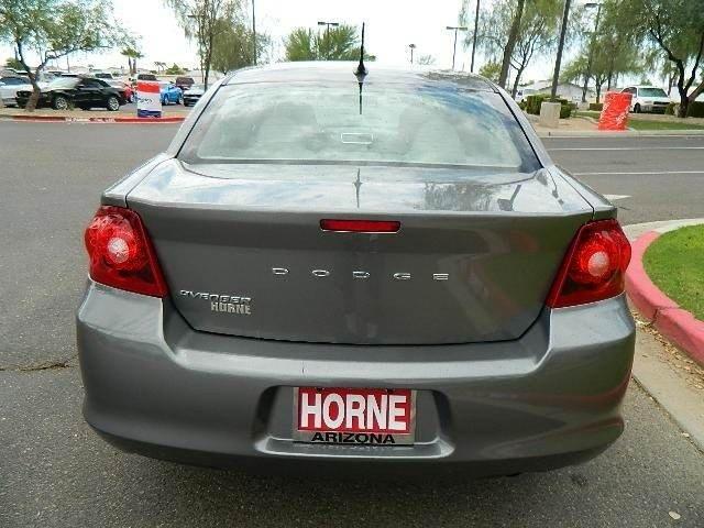 2012 Dodge Avenger SE