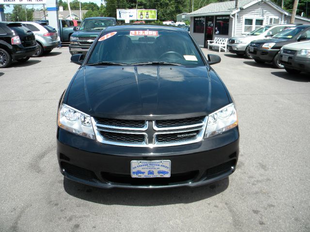 2012 Dodge Avenger Base