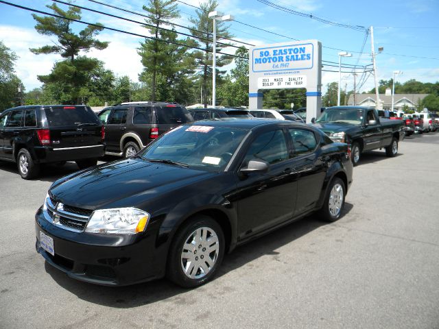 2012 Dodge Avenger Base