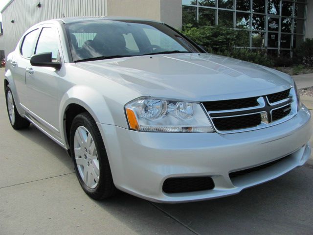 2012 Dodge Avenger SE