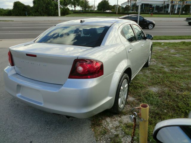 2012 Dodge Avenger SE