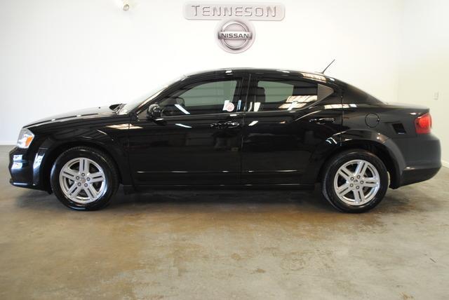 2012 Dodge Avenger S