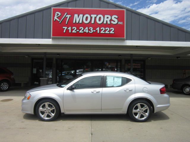 2012 Dodge Avenger Base