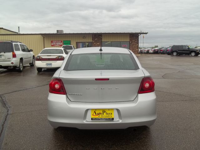 2012 Dodge Avenger S