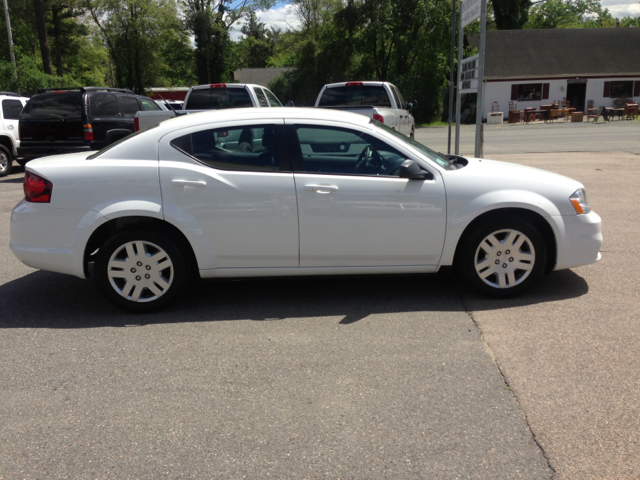 2012 Dodge Avenger SE