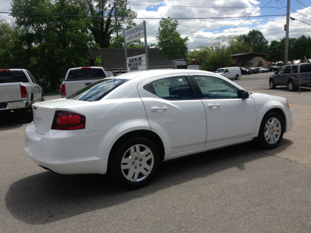 2012 Dodge Avenger SE