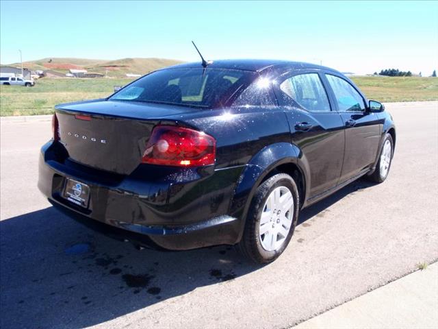 2012 Dodge Avenger SE