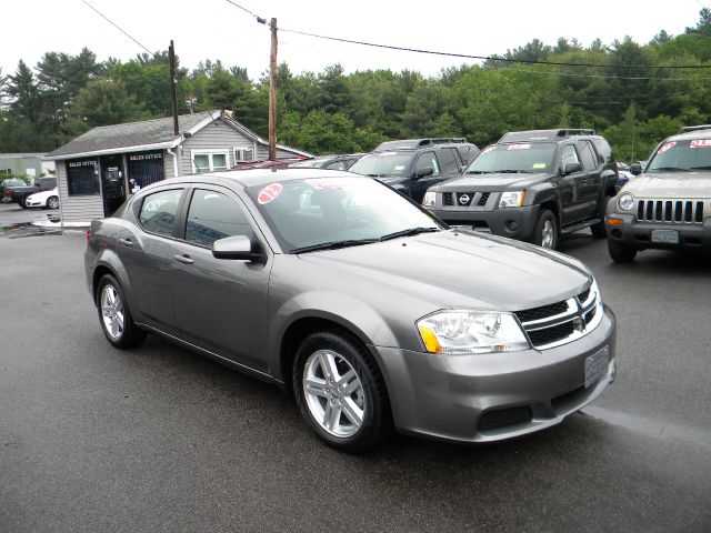 2012 Dodge Avenger S