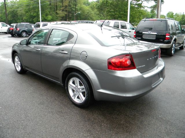 2012 Dodge Avenger S