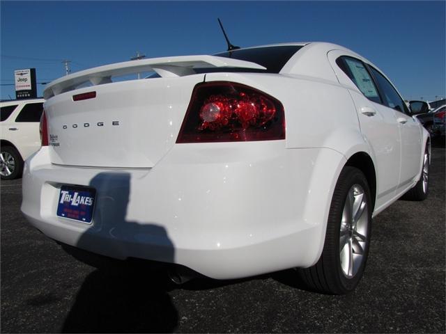 2012 Dodge Avenger XS LL Bean