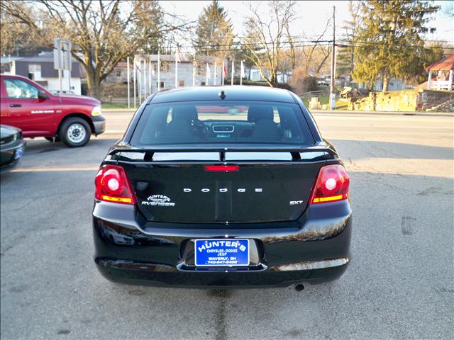 2012 Dodge Avenger S