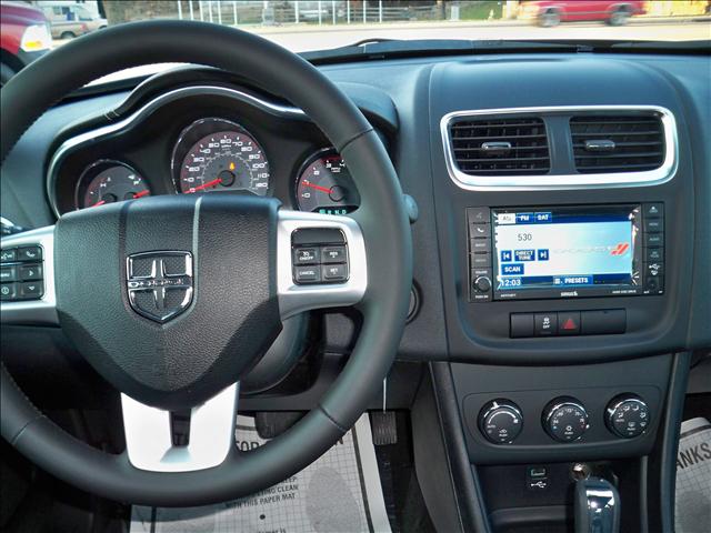 2012 Dodge Avenger S