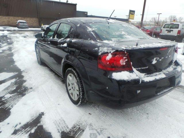 2012 Dodge Avenger SE