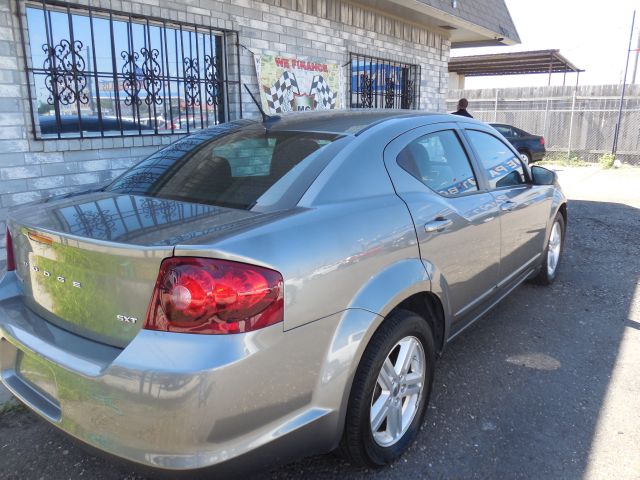 2012 Dodge Avenger S