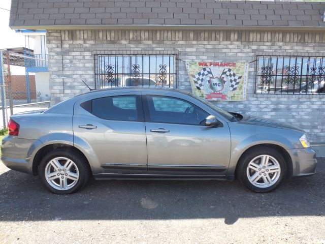 2012 Dodge Avenger S