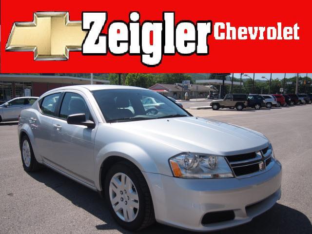 2012 Dodge Avenger SE