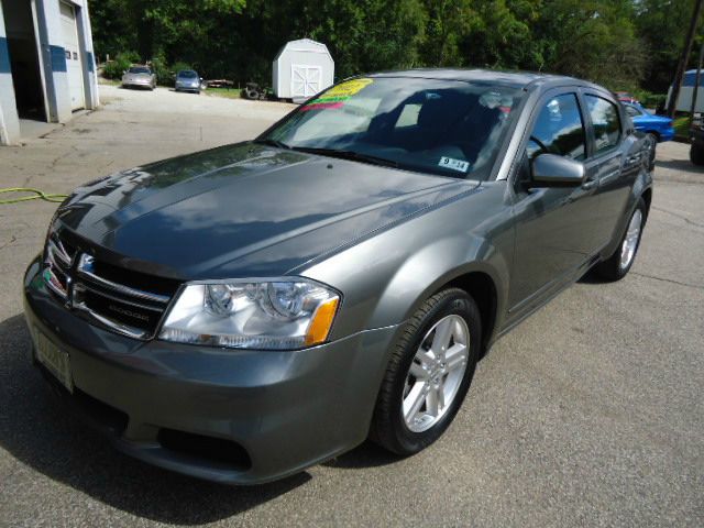 2012 Dodge Avenger S