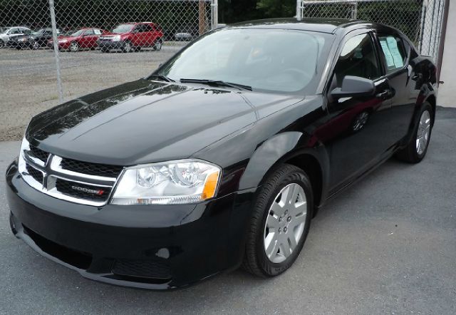 2012 Dodge Avenger Base