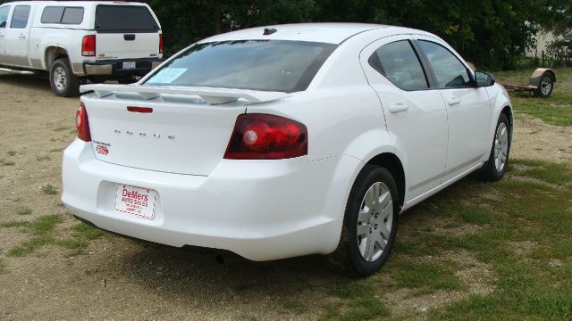 2012 Dodge Avenger Base