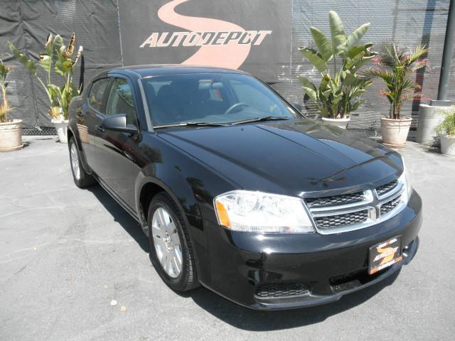 2012 Dodge Avenger SE