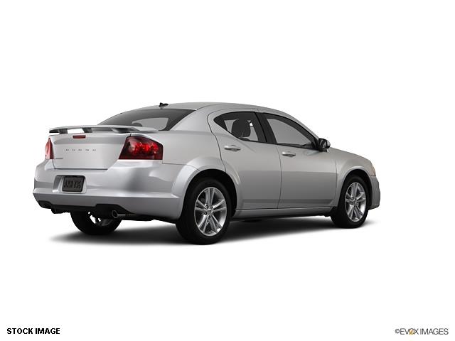 2012 Dodge Avenger S