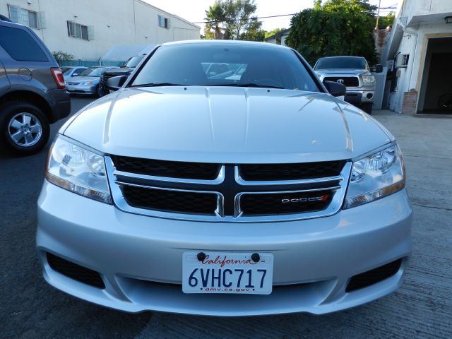 2012 Dodge Avenger SE