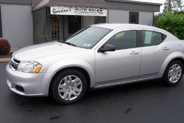 2012 Dodge Avenger SE