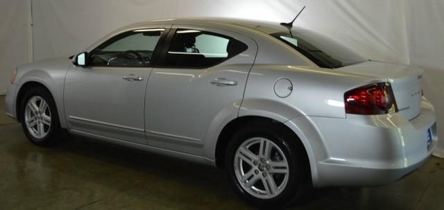 2012 Dodge Avenger S