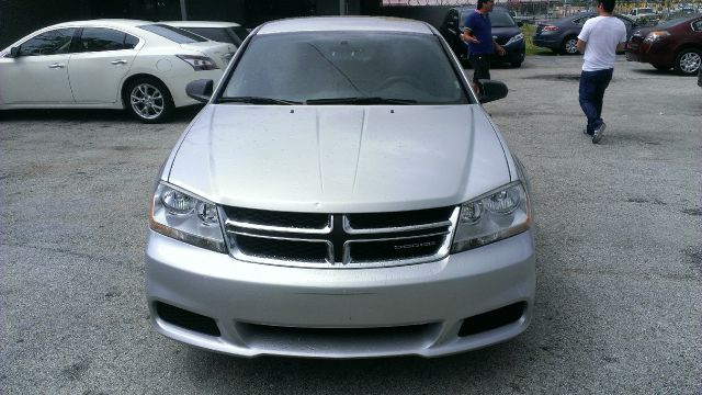 2012 Dodge Avenger Base