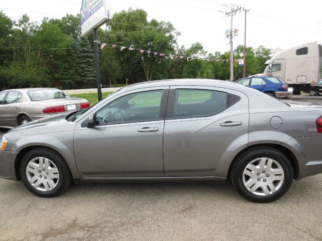 2012 Dodge Avenger Base