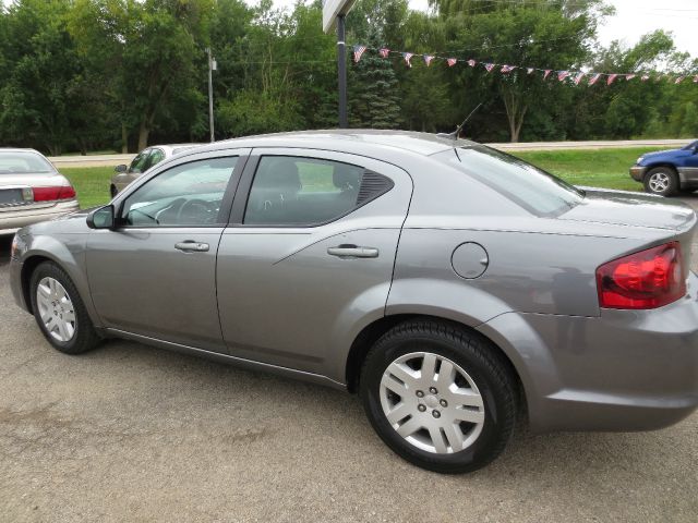 2012 Dodge Avenger Base