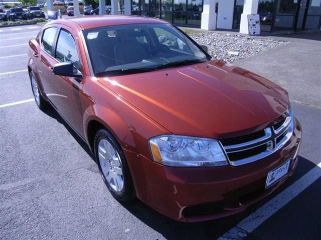 2012 Dodge Avenger SE