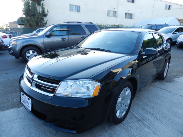 2012 Dodge Avenger SE