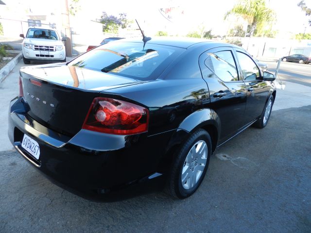 2012 Dodge Avenger SE