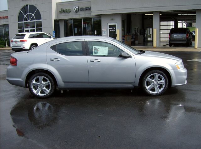 2013 Dodge Avenger SE