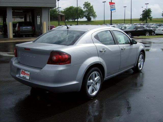 2013 Dodge Avenger SE