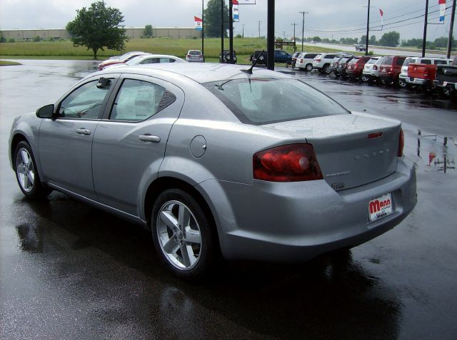 2013 Dodge Avenger SE