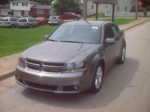 2013 Dodge Avenger S