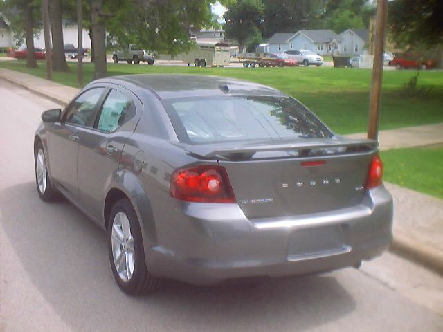 2013 Dodge Avenger S